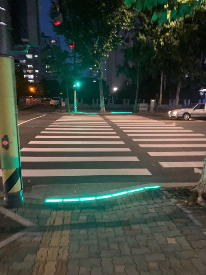 韩国红绿灯.jpg