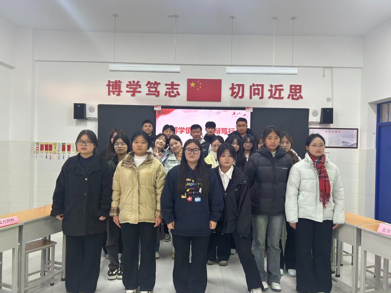 1763689493539244.jpg 1763689493539244.jpg